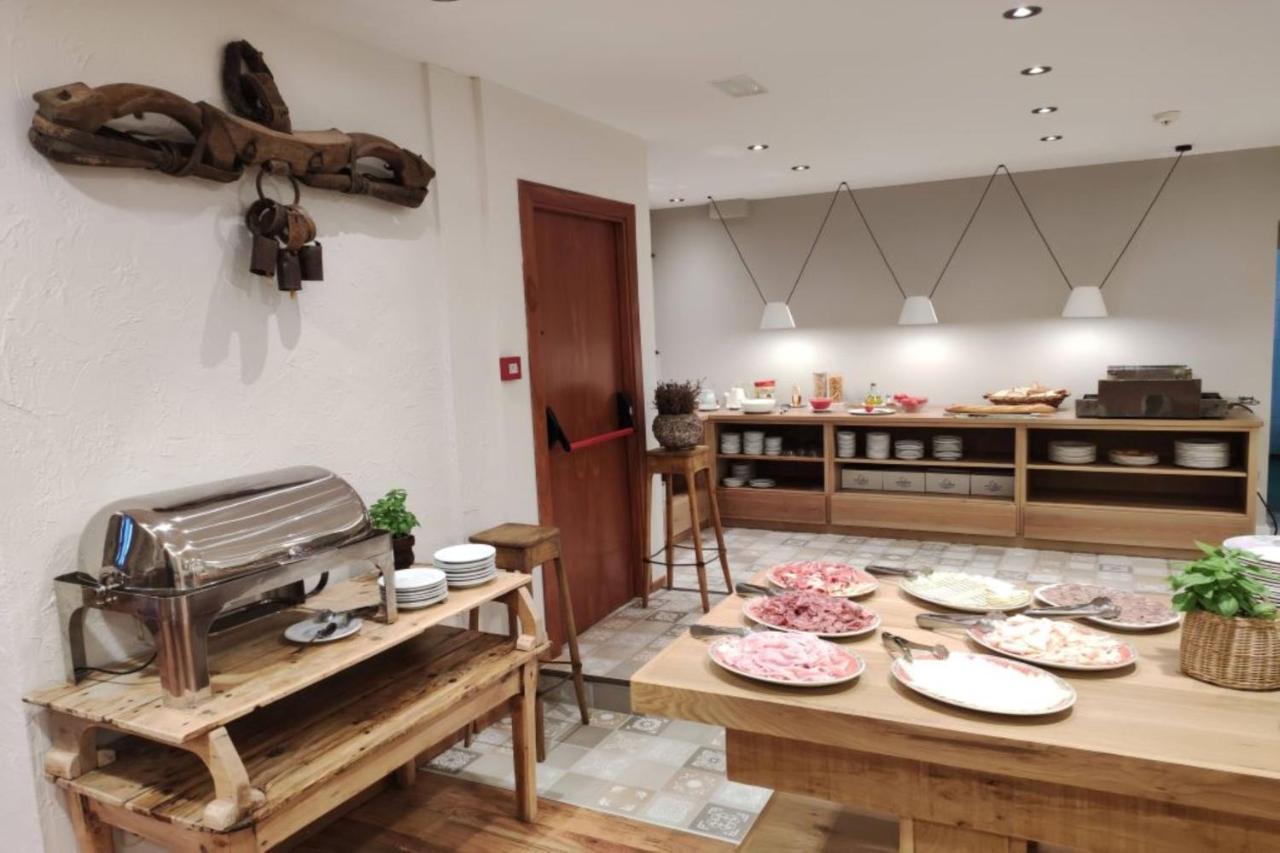 Hotel Saurat Espot Ngoại thất bức ảnh